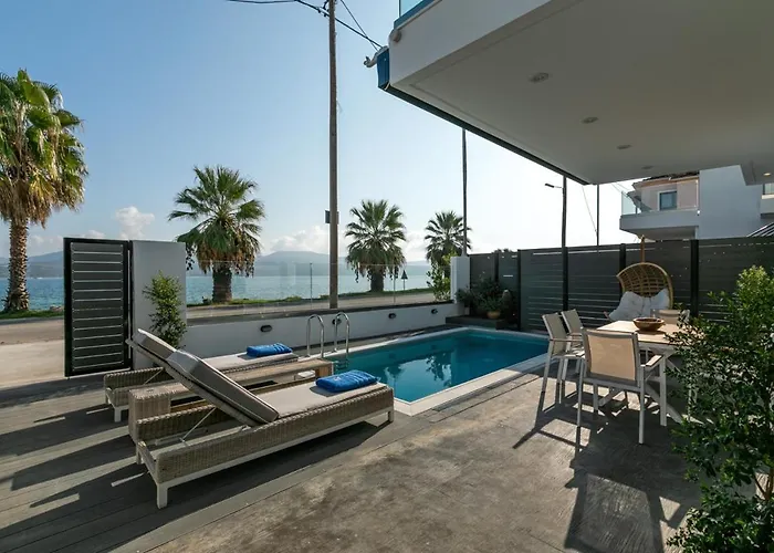 White Rock Lefkada Лигия